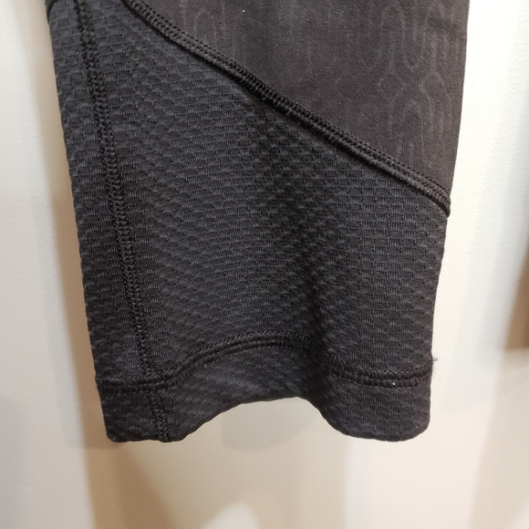 Reebok Printed Capri Leggings Small - Picture 5 of 15